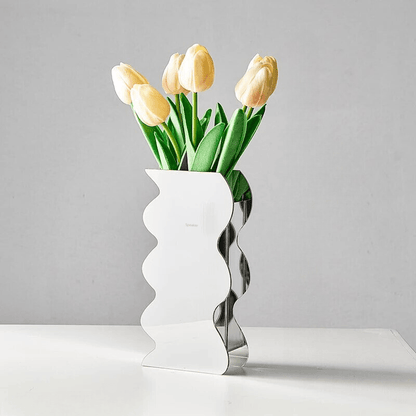 Irregular Transparent Acrylic Vase - The Refined Emporium