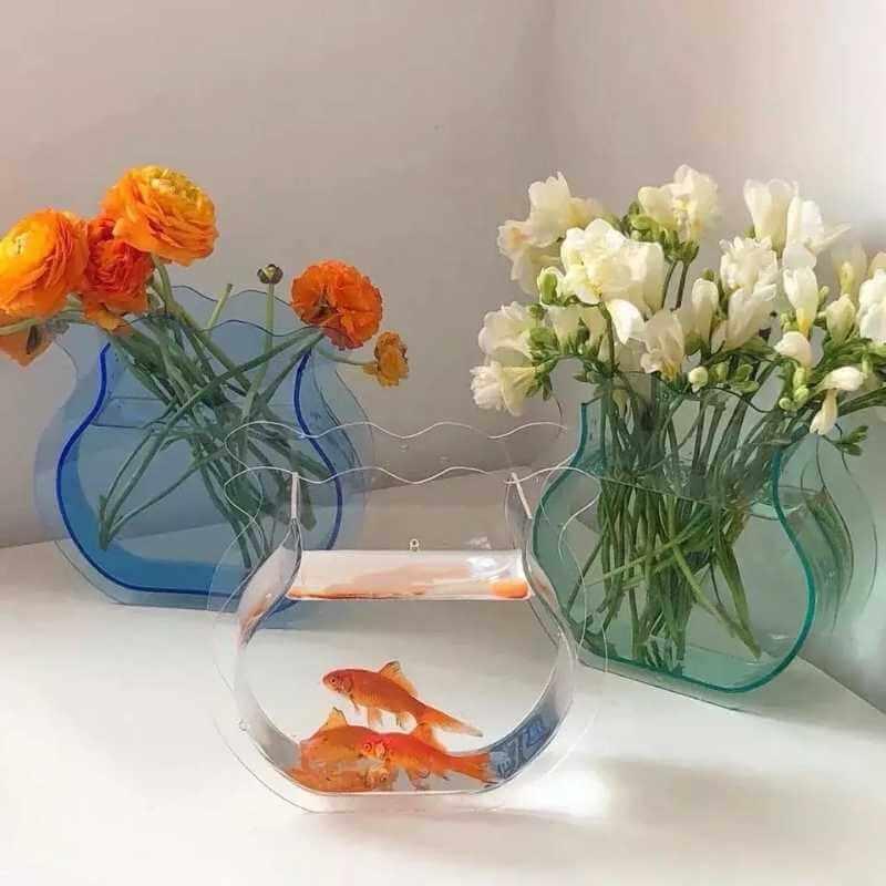 Clear Acrylic Floral Vase - The Refined Emporium